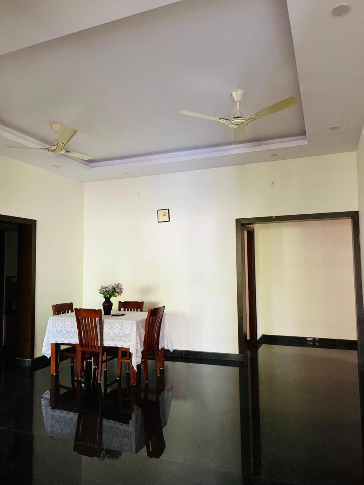 Tauro's Haven Homestay - Charming 3BHK, 4Bath Home Mangalore Exterior photo