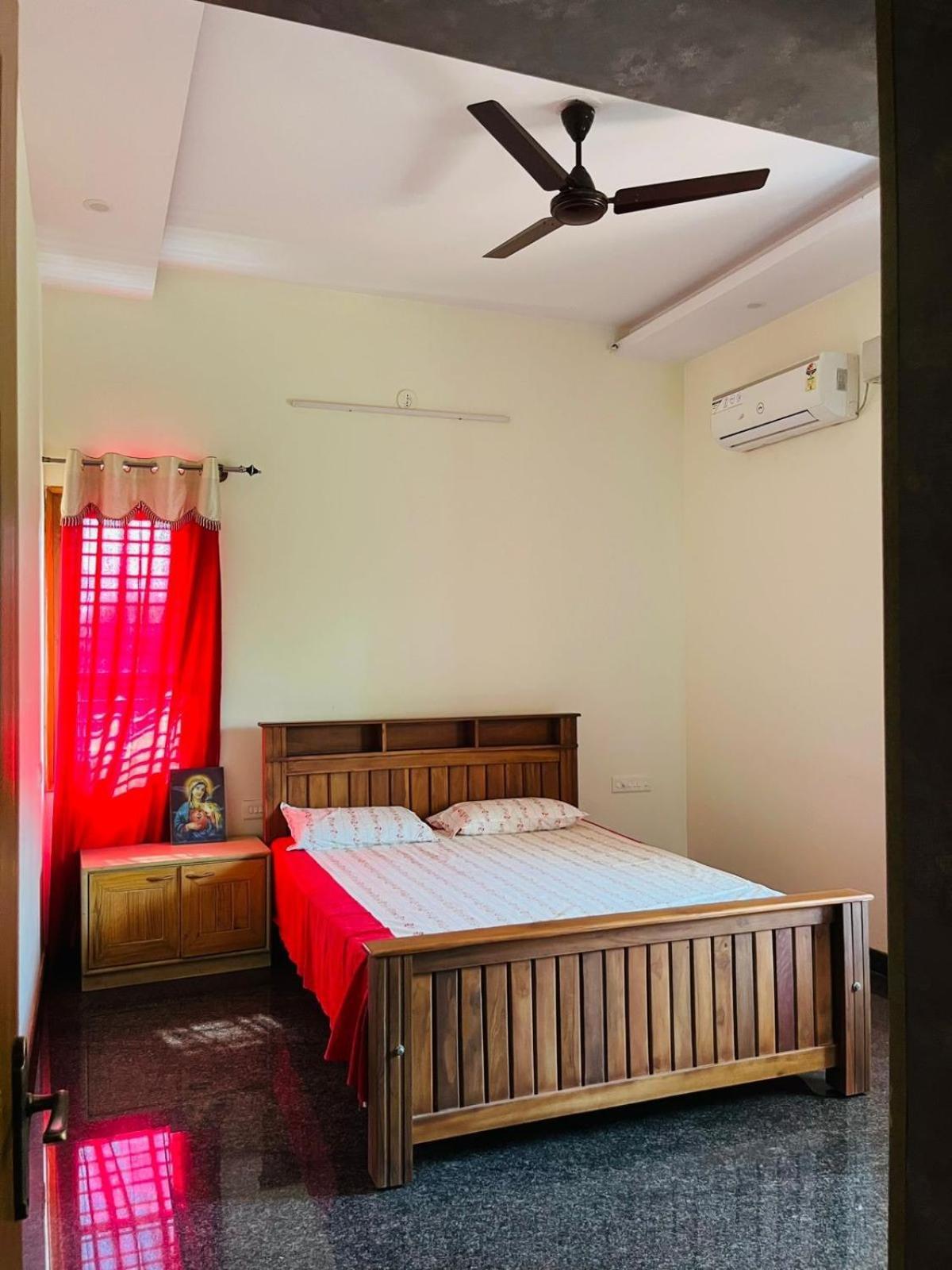 Tauro's Haven Homestay - Charming 3BHK, 4Bath Home Mangalore Exterior photo